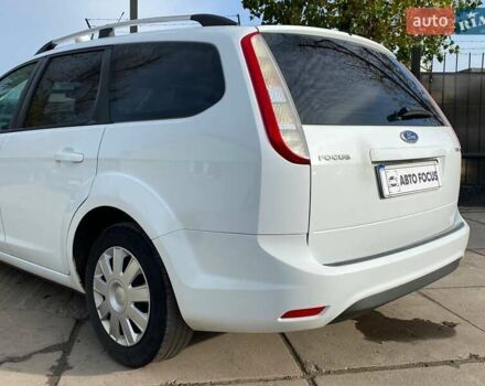 Білий Форд Фокус, об'ємом двигуна 1.56 л та пробігом 290 тис. км за 5690 $, фото 7 на Automoto.ua