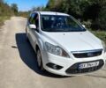 Белый Форд Фокус, объемом двигателя 1.6 л и пробегом 270 тыс. км за 5050 $, фото 5 на Automoto.ua