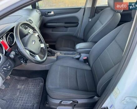 Белый Форд Фокус, объемом двигателя 1.6 л и пробегом 280 тыс. км за 5499 $, фото 3 на Automoto.ua