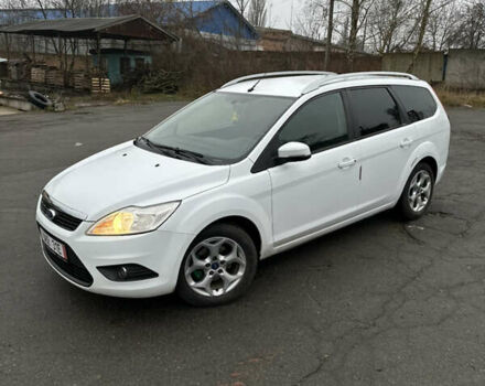 Белый Форд Фокус, объемом двигателя 1.6 л и пробегом 234 тыс. км за 6200 $, фото 1 на Automoto.ua