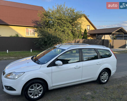 Белый Форд Фокус, объемом двигателя 1.6 л и пробегом 203 тыс. км за 5950 $, фото 10 на Automoto.ua