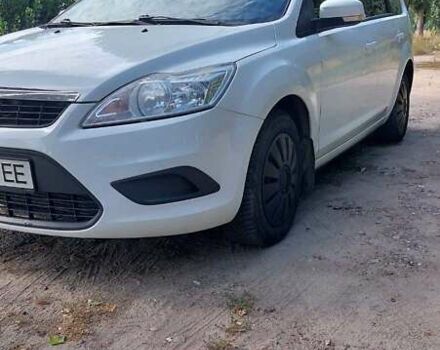 Белый Форд Фокус, объемом двигателя 0 л и пробегом 251 тыс. км за 5900 $, фото 2 на Automoto.ua