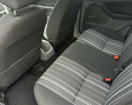 Белый Форд Фокус, объемом двигателя 1.6 л и пробегом 221 тыс. км за 6500 $, фото 16 на Automoto.ua