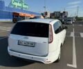Белый Форд Фокус, объемом двигателя 1.6 л и пробегом 293 тыс. км за 5500 $, фото 3 на Automoto.ua