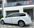 Білий Форд Фокус, об'ємом двигуна 1.6 л та пробігом 374 тис. км за 4200 $, фото 2 на Automoto.ua