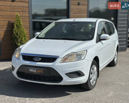 Білий Форд Фокус, об'ємом двигуна 1.56 л та пробігом 311 тис. км за 4700 $, фото 3 на Automoto.ua
