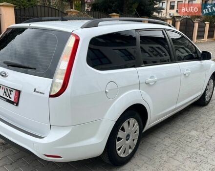 Белый Форд Фокус, объемом двигателя 1.6 л и пробегом 173 тыс. км за 5900 $, фото 8 на Automoto.ua