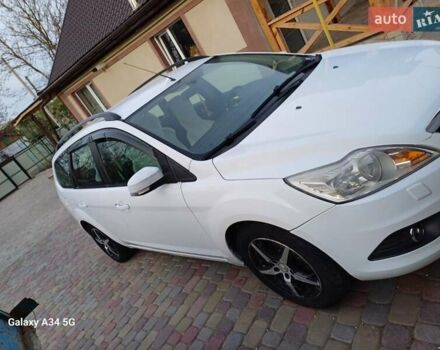 Білий Форд Фокус, об'ємом двигуна 1.6 л та пробігом 232 тис. км за 5900 $, фото 3 на Automoto.ua