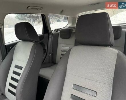 Білий Форд Фокус, об'ємом двигуна 2 л та пробігом 280 тис. км за 5450 $, фото 42 на Automoto.ua