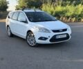 Белый Форд Фокус, объемом двигателя 2 л и пробегом 311 тыс. км за 4725 $, фото 1 на Automoto.ua