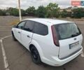 Білий Форд Фокус, об'ємом двигуна 1.56 л та пробігом 405 тис. км за 3300 $, фото 1 на Automoto.ua