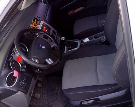 Білий Форд Фокус, об'ємом двигуна 1.8 л та пробігом 204 тис. км за 6500 $, фото 10 на Automoto.ua