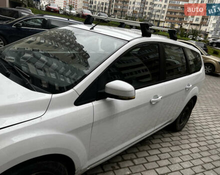 Білий Форд Фокус, об'ємом двигуна 1.6 л та пробігом 280 тис. км за 4500 $, фото 3 на Automoto.ua