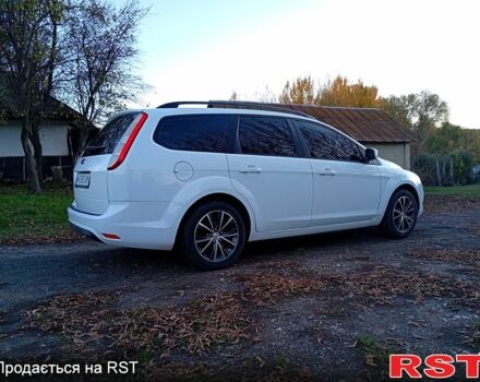 Білий Форд Фокус, об'ємом двигуна 1.8 л та пробігом 204 тис. км за 6500 $, фото 4 на Automoto.ua