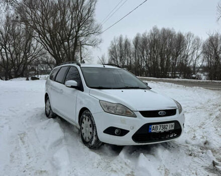 Белый Форд Фокус, объемом двигателя 1.6 л и пробегом 233 тыс. км за 5299 $, фото 1 на Automoto.ua