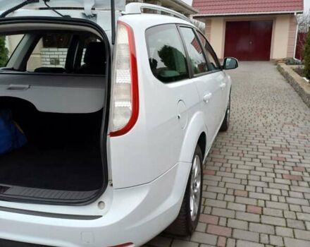 Белый Форд Фокус, объемом двигателя 1.6 л и пробегом 180 тыс. км за 6300 $, фото 13 на Automoto.ua