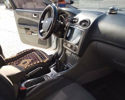 Белый Форд Фокус, объемом двигателя 1.6 л и пробегом 292 тыс. км за 6500 $, фото 11 на Automoto.ua