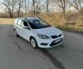 Белый Форд Фокус, объемом двигателя 1.6 л и пробегом 270 тыс. км за 5500 $, фото 1 на Automoto.ua