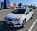 Белый Форд Фокус, объемом двигателя 1.56 л и пробегом 265 тыс. км за 5400 $, фото 2 на Automoto.ua