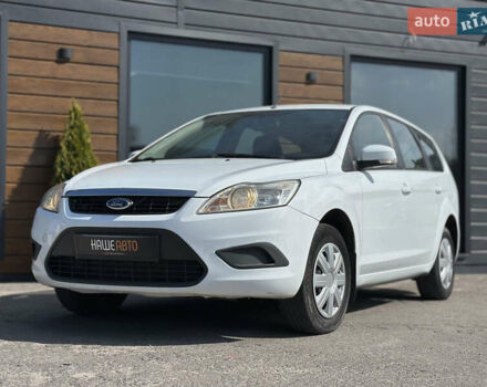 Білий Форд Фокус, об'ємом двигуна 1.56 л та пробігом 311 тис. км за 4700 $, фото 2 на Automoto.ua