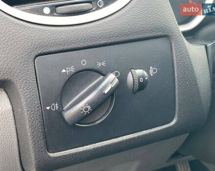 Білий Форд Фокус, об'ємом двигуна 1.56 л та пробігом 290 тис. км за 5690 $, фото 22 на Automoto.ua