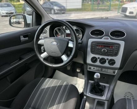 Форд Фокус 2010 в Львове на Automoto.ua Белый Форд Фокус, объемом двигателя 1.6 л и пробегом 311 тыс. км за 5500 $, фото 14 на Automoto.ua