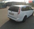 Белый Форд Фокус, объемом двигателя 1.56 л и пробегом 354 тыс. км за 5700 $, фото 8 на Automoto.ua