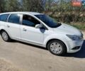 Белый Форд Фокус, объемом двигателя 1.6 л и пробегом 270 тыс. км за 5050 $, фото 7 на Automoto.ua