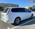 Белый Форд Фокус, объемом двигателя 1.56 л и пробегом 265 тыс. км за 5400 $, фото 9 на Automoto.ua