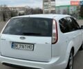 Білий Форд Фокус, об'ємом двигуна 2 л та пробігом 280 тис. км за 4999 $, фото 19 на Automoto.ua