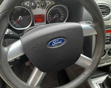 Белый Форд Фокус, объемом двигателя 1.56 л и пробегом 250 тыс. км за 6200 $, фото 4 на Automoto.ua