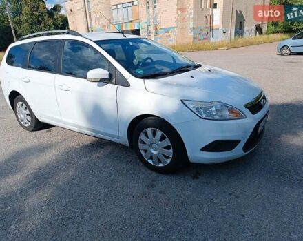 Белый Форд Фокус, объемом двигателя 1.6 л и пробегом 290 тыс. км за 5900 $, фото 15 на Automoto.ua