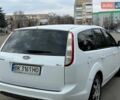 Білий Форд Фокус, об'ємом двигуна 2 л та пробігом 280 тис. км за 5200 $, фото 18 на Automoto.ua