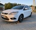 Білий Форд Фокус, об'ємом двигуна 1.6 л та пробігом 320 тис. км за 4500 $, фото 3 на Automoto.ua