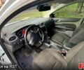Белый Форд Фокус, объемом двигателя 1.6 л и пробегом 214 тыс. км за 5500 $, фото 2 на Automoto.ua