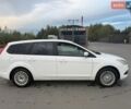 Белый Форд Фокус, объемом двигателя 1.56 л и пробегом 306 тыс. км за 5000 $, фото 6 на Automoto.ua