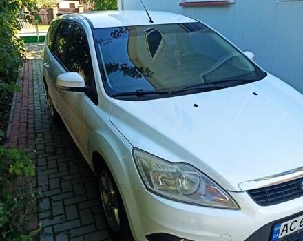 Белый Форд Фокус, объемом двигателя 1.6 л и пробегом 222 тыс. км за 5700 $, фото 3 на Automoto.ua