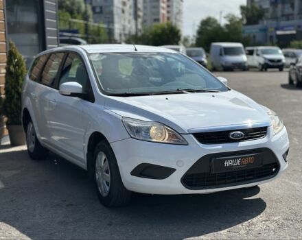 Форд Фокус 2010 в Львове на Automoto.ua Белый Форд Фокус, объемом двигателя 1.6 л и пробегом 311 тыс. км за 5500 $, фото 3 на Automoto.ua