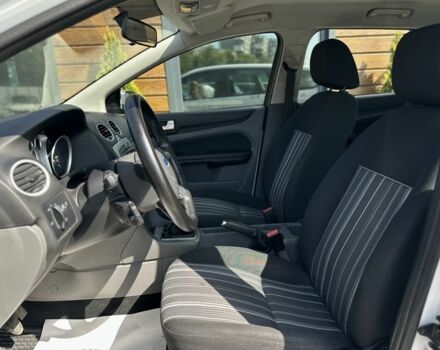 Форд Фокус 2010 в Львове на Automoto.ua Белый Форд Фокус, объемом двигателя 1.6 л и пробегом 311 тыс. км за 5500 $, фото 11 на Automoto.ua