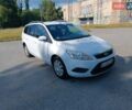 Белый Форд Фокус, объемом двигателя 1.6 л и пробегом 290 тыс. км за 5900 $, фото 1 на Automoto.ua