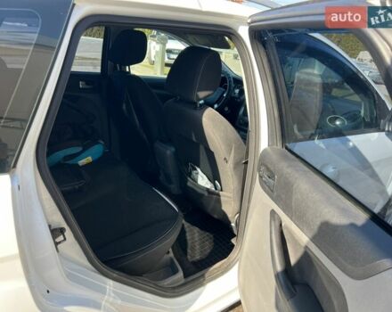 Білий Форд Фокус, об'ємом двигуна 1.6 л та пробігом 228 тис. км за 5500 $, фото 5 на Automoto.ua
