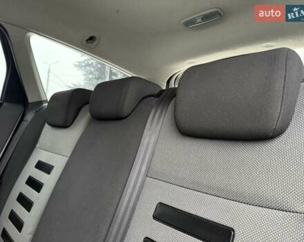 Білий Форд Фокус, об'ємом двигуна 2 л та пробігом 280 тис. км за 5450 $, фото 38 на Automoto.ua