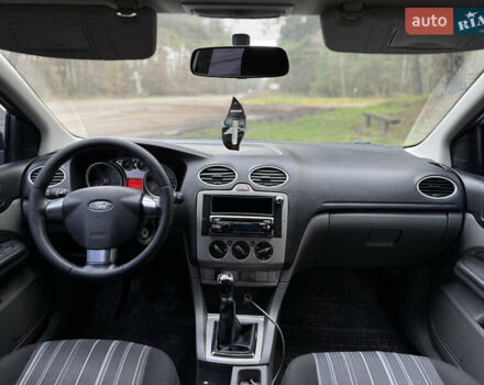 Белый Форд Фокус, объемом двигателя 1.6 л и пробегом 231 тыс. км за 4899 $, фото 17 на Automoto.ua