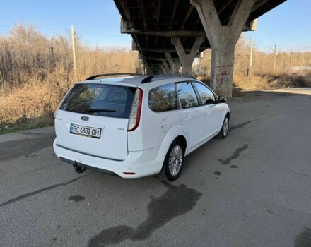 Белый Форд Фокус, объемом двигателя 1.6 л и пробегом 270 тыс. км за 5500 $, фото 2 на Automoto.ua