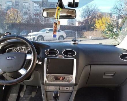 Белый Форд Фокус, объемом двигателя 1.6 л и пробегом 292 тыс. км за 6500 $, фото 13 на Automoto.ua