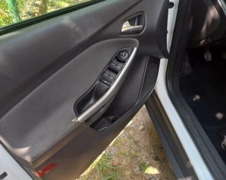 Білий Форд Фокус, об'ємом двигуна 1.6 л та пробігом 370 тис. км за 6600 $, фото 16 на Automoto.ua