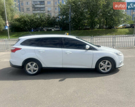 Белый Форд Фокус, объемом двигателя 1.6 л и пробегом 271 тыс. км за 7100 $, фото 3 на Automoto.ua