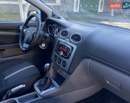 Белый Форд Фокус, объемом двигателя 1.6 л и пробегом 171 тыс. км за 6300 $, фото 12 на Automoto.ua