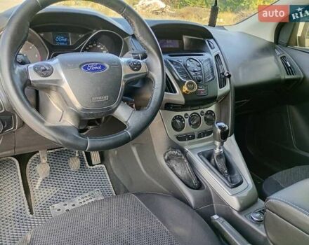 Белый Форд Фокус, объемом двигателя 1.56 л и пробегом 221 тыс. км за 7100 $, фото 3 на Automoto.ua