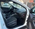 Білий Форд Фокус, об'ємом двигуна 1.6 л та пробігом 300 тис. км за 5599 $, фото 34 на Automoto.ua